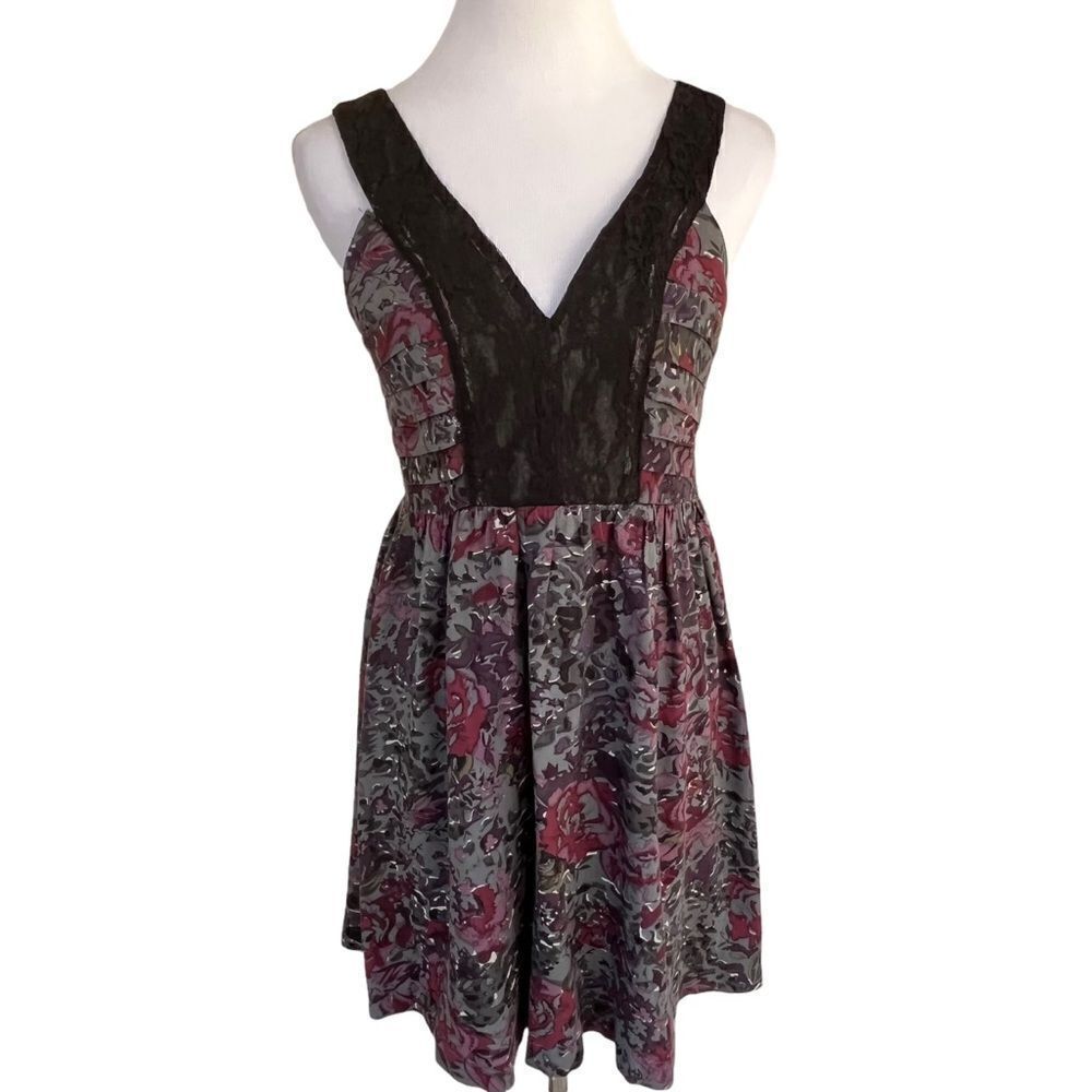 Urban Outfitters Staring At Stars Floral Fit & Flare Mini Dress 0